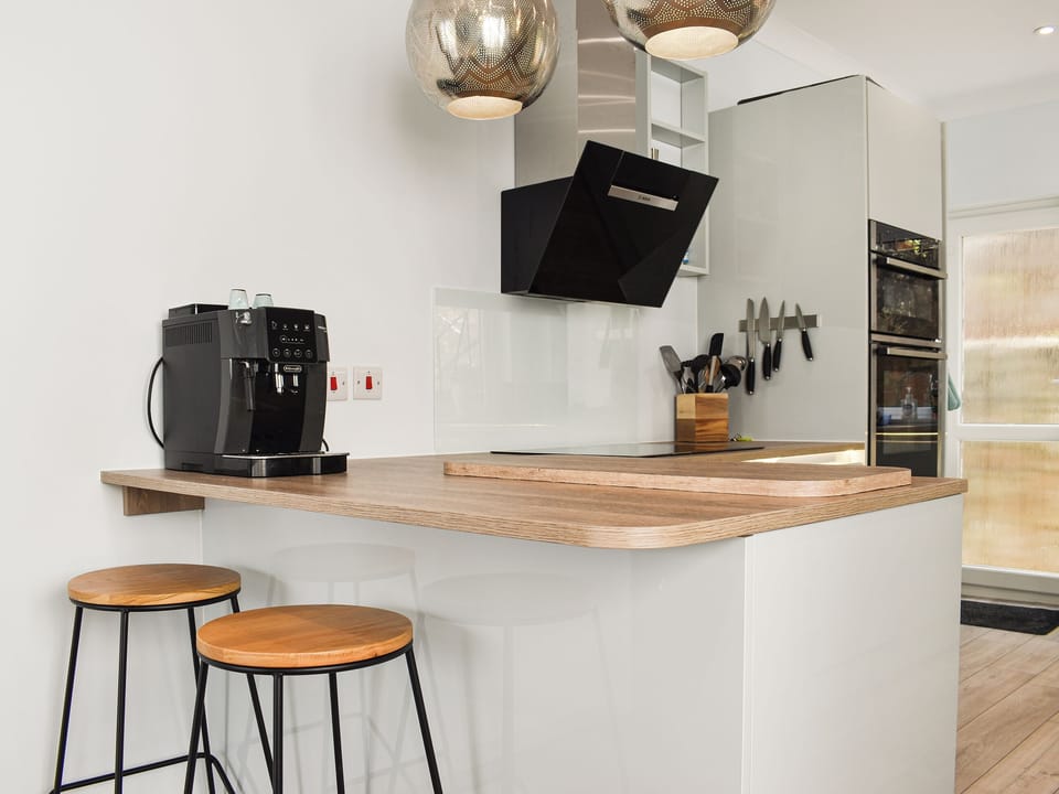 Kitchen | The Dawn, Looe