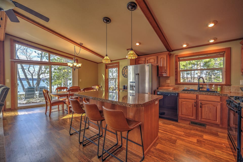 Kitchen | Coffee Maker | Dishwasher | Spices | Blender