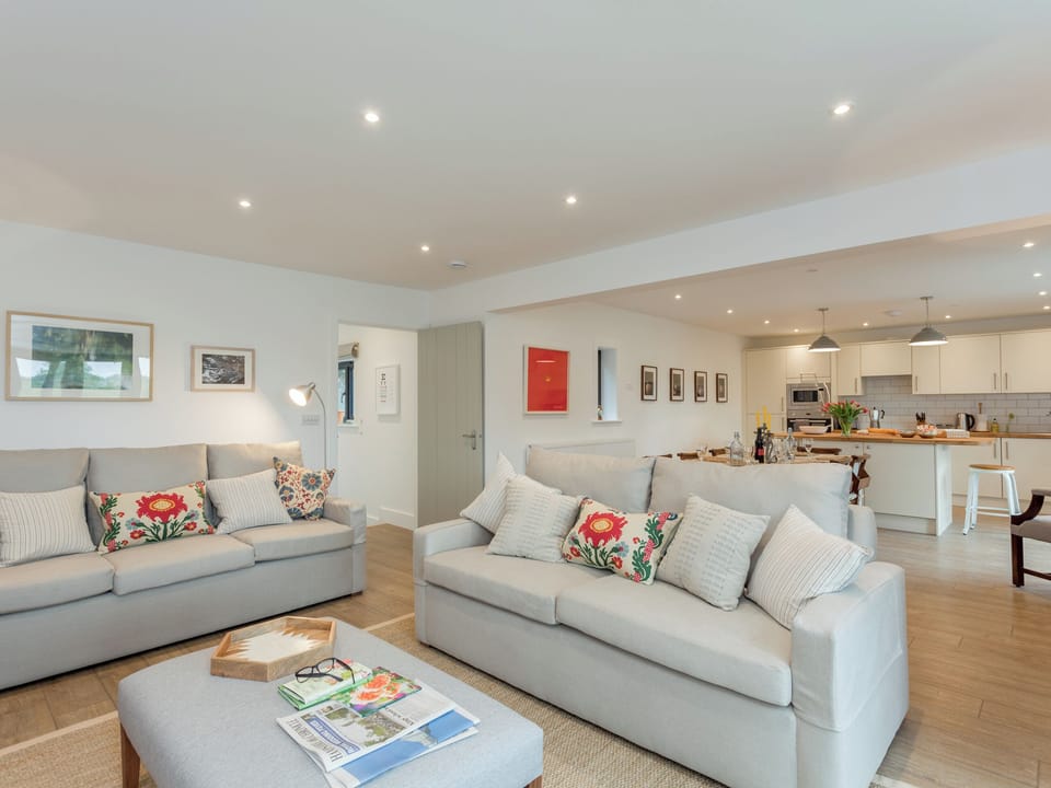 Spacious open-plan design | The Stables - Beauworth Cottages, Beauworth, near Alresford