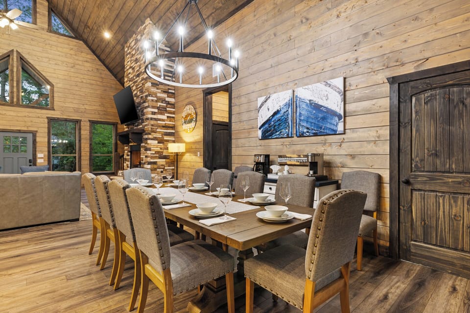 Savor meals and moments – from the dining room to your cozy coffee nook.