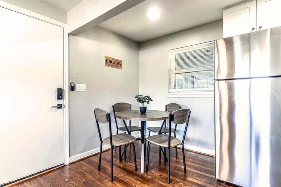 Cute dining corner with natural light, perfect for breakfast or coffee.
