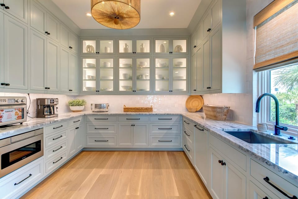 Butler's pantry off kitchen