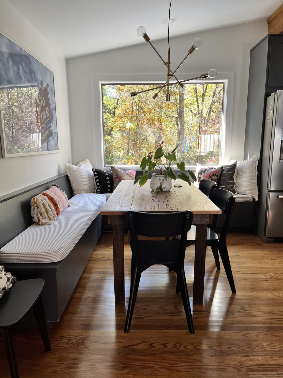 Dining area with banquette seating.