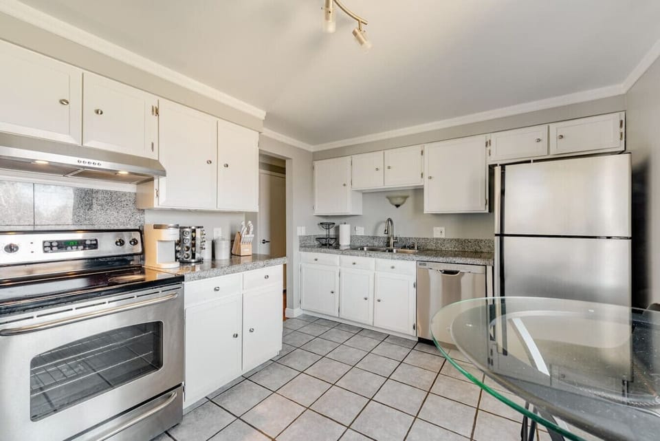 Fully equipped kitchen with EVERYTHING you need to cook meals!