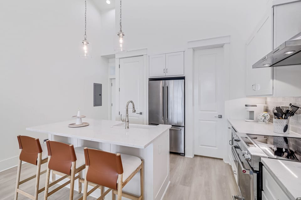 Kitchen, 1st Floor