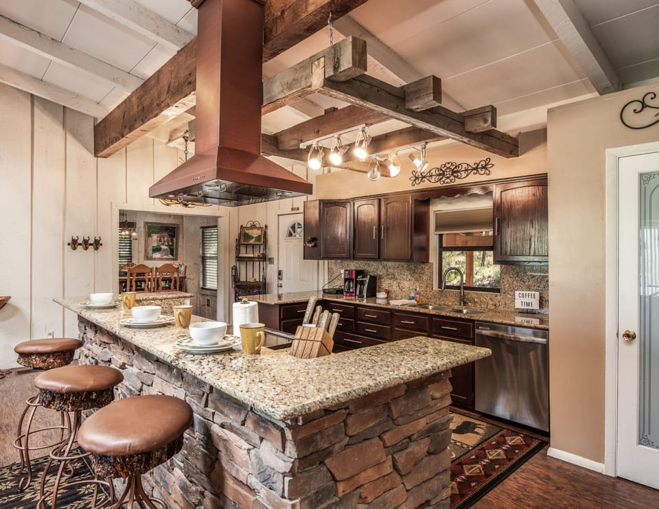 Full Kitchen