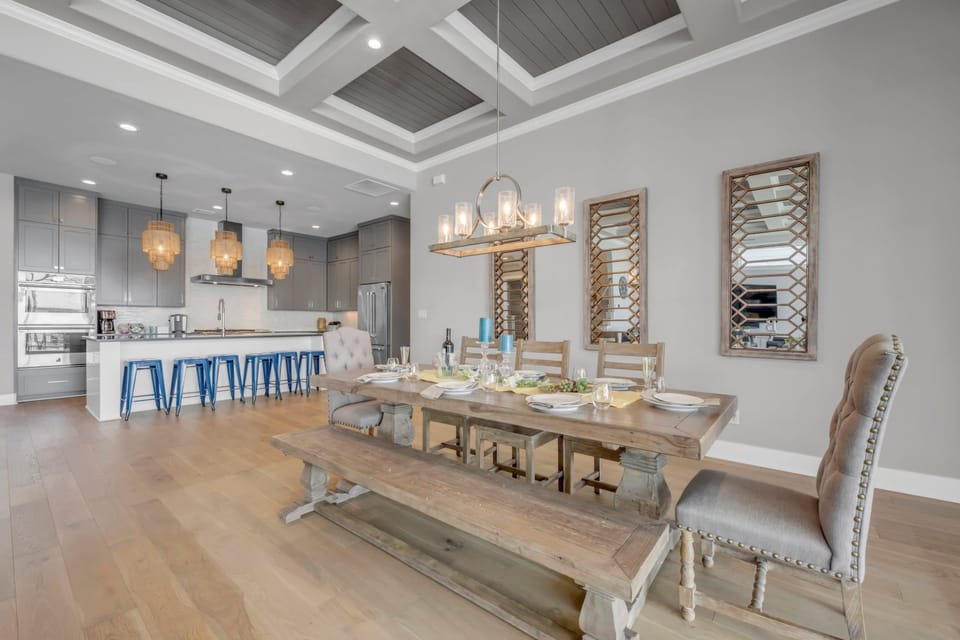 Dining Area/Kitchen