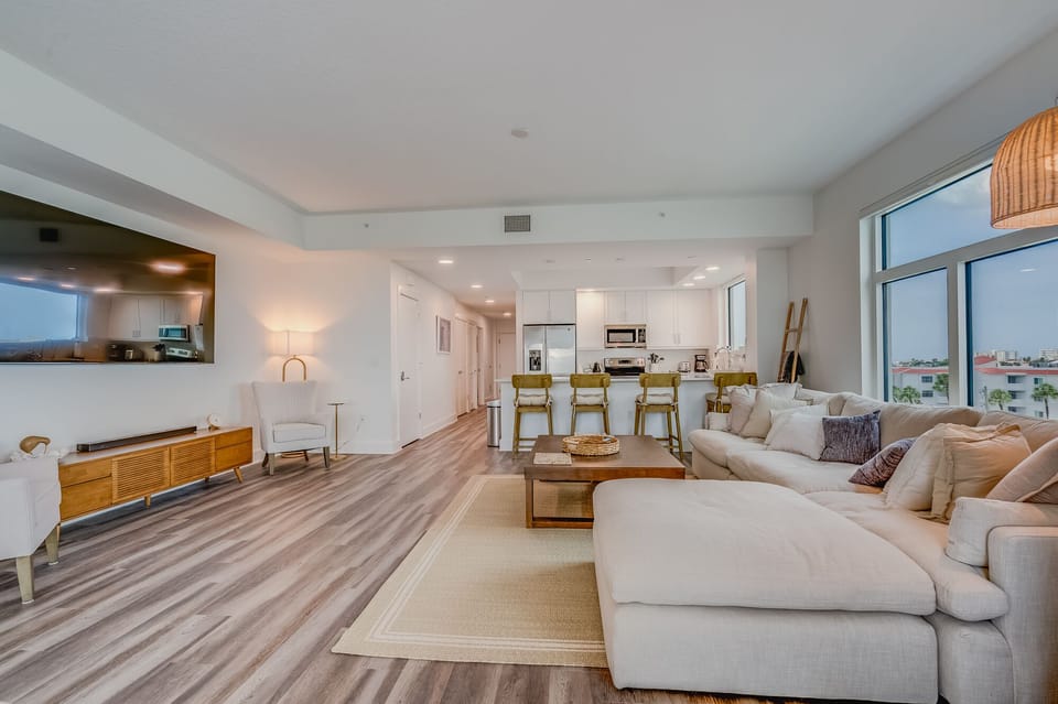 Great room with 85 inch TV