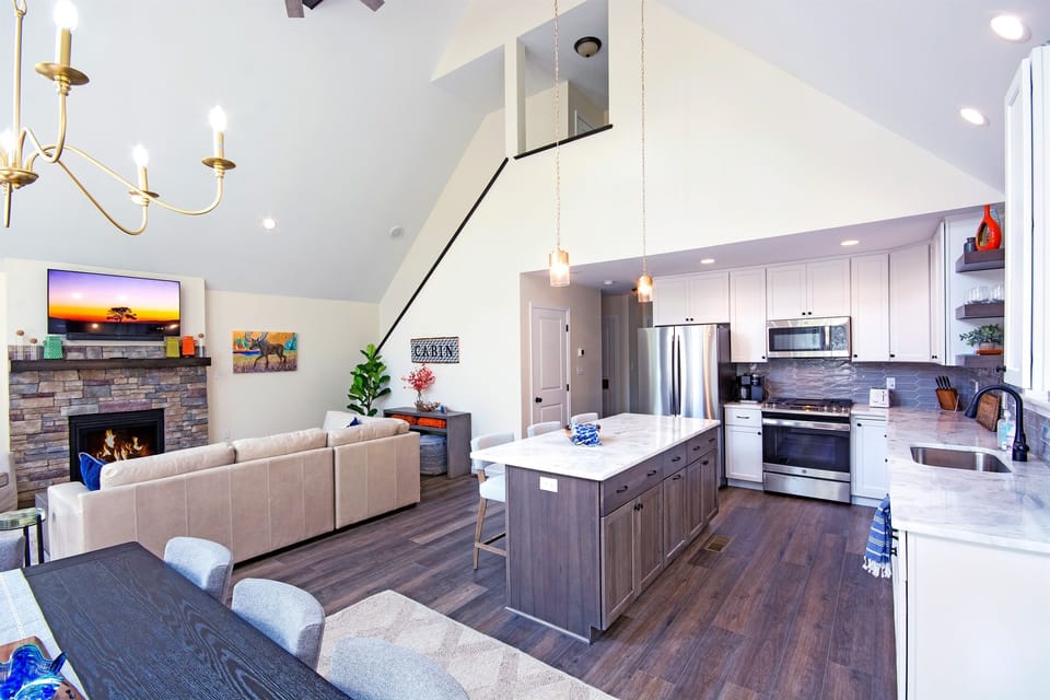 Chef's Kitchen w/ Living Room