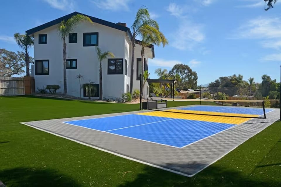 Sport court