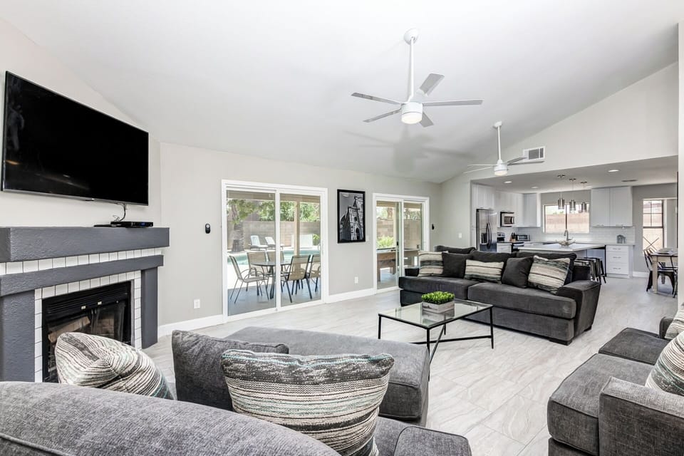 Amazing great room design, great for groups.