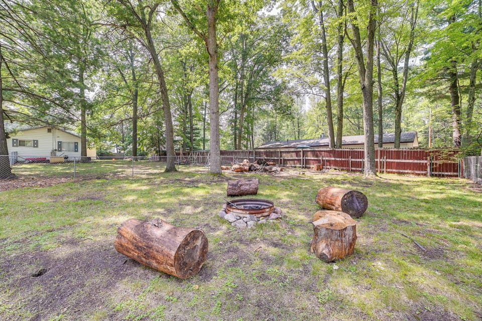 Side Yard | Pet Friendly w/ Fee