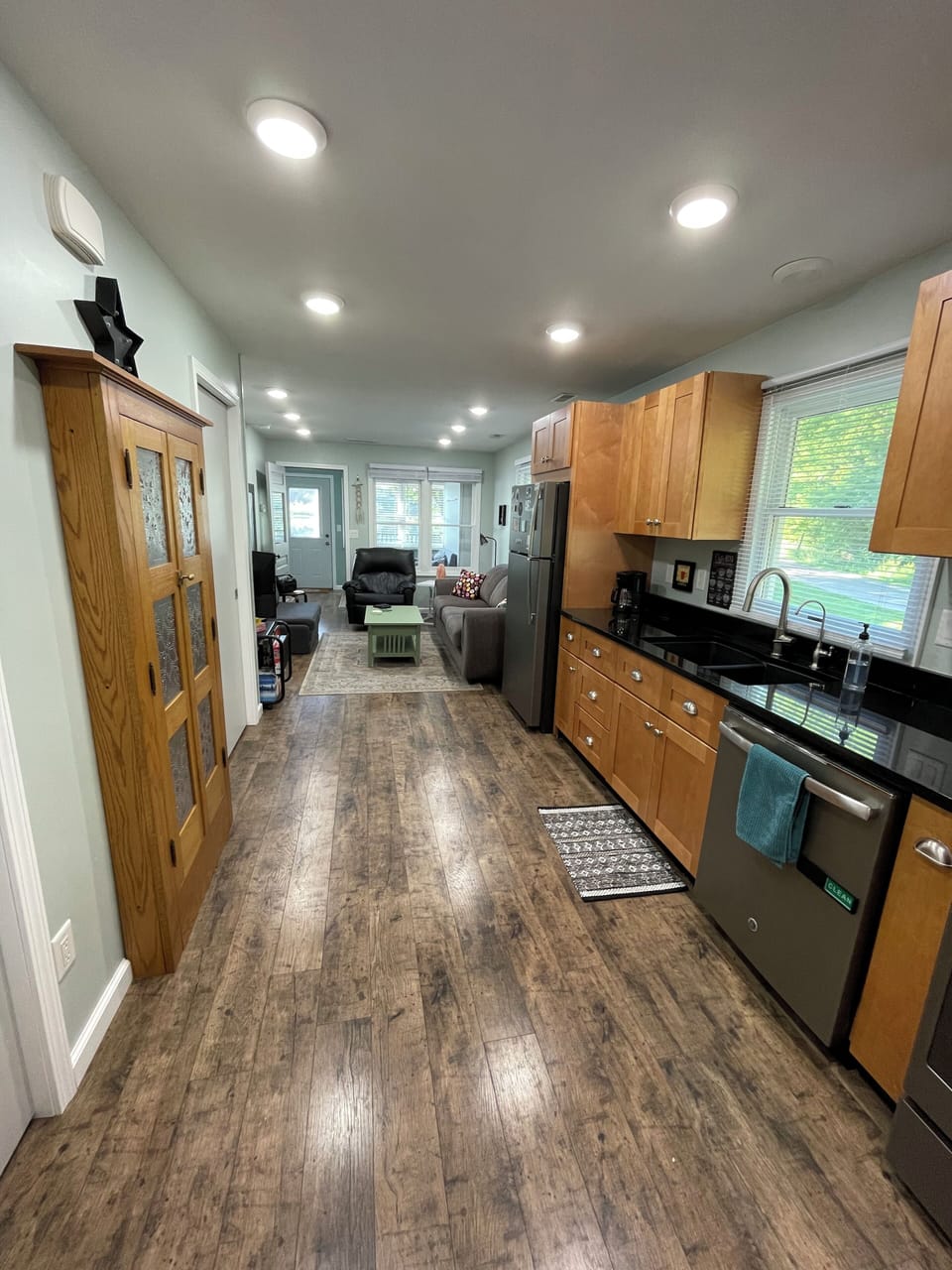 Kitchen: dishwasher, disposal, sprayer faucet, oven, microwave, fridge, coffee