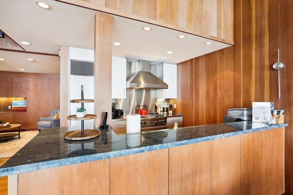 main level kitchen