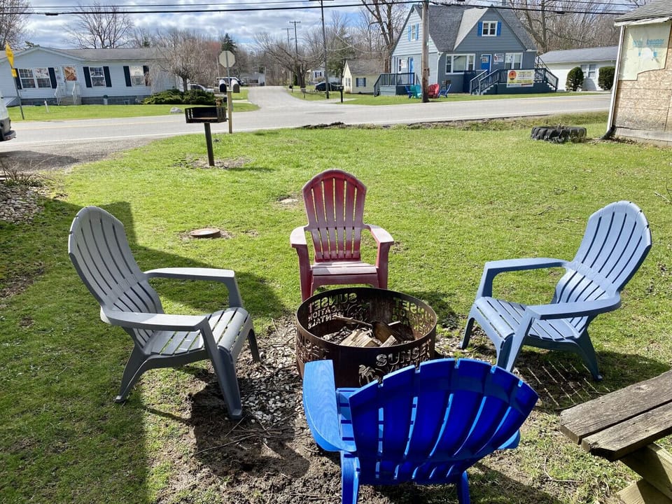 Firepit & Grilling Area