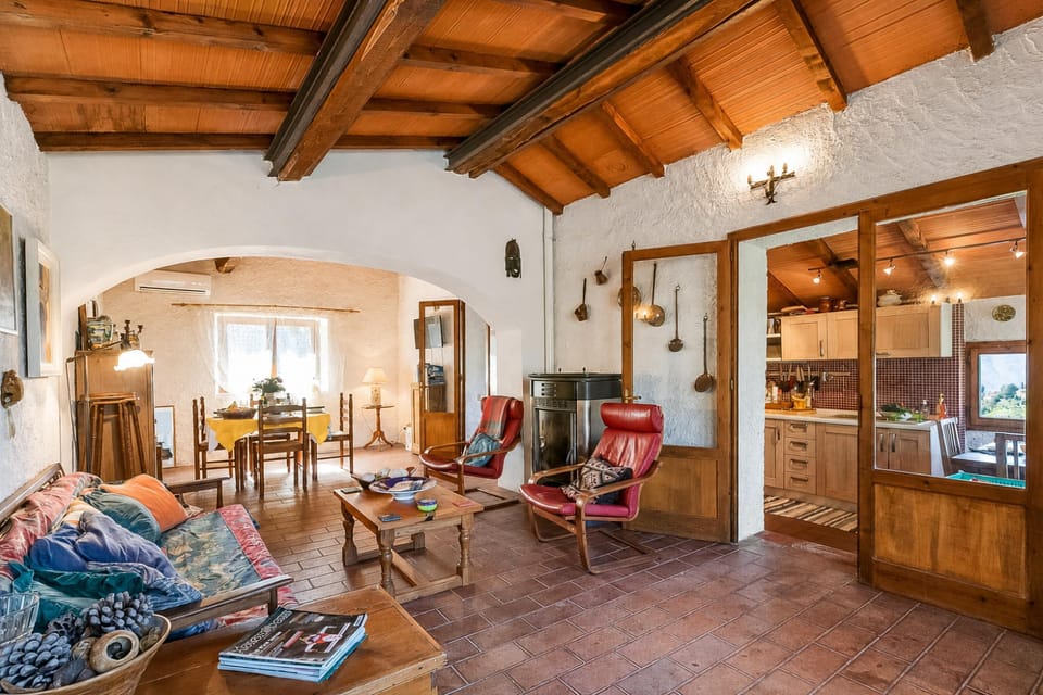 Living and dining room