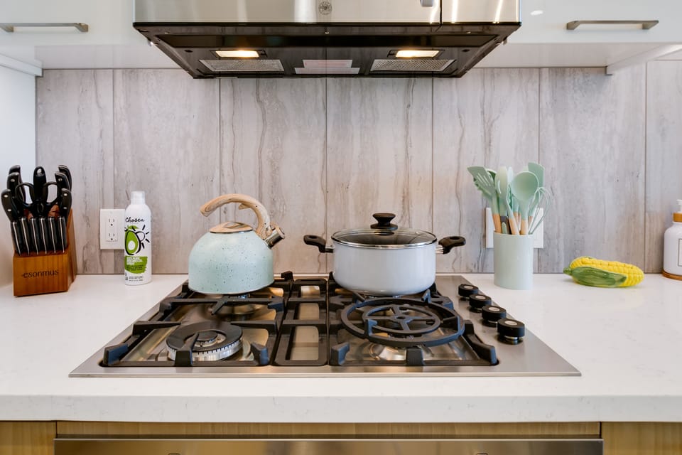 Full Equipped Kitchen 