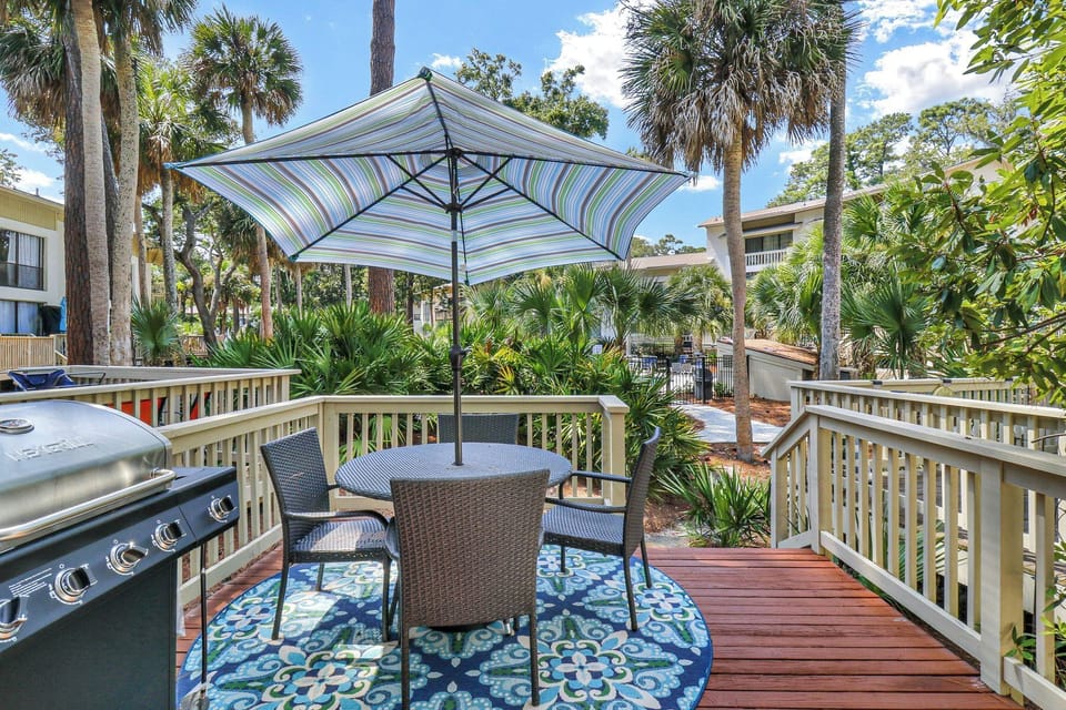 Seascape Villa 3069 - Deck Overlooking Pool