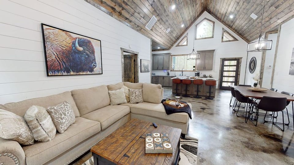 Placid-Pines-Living-Room(3)