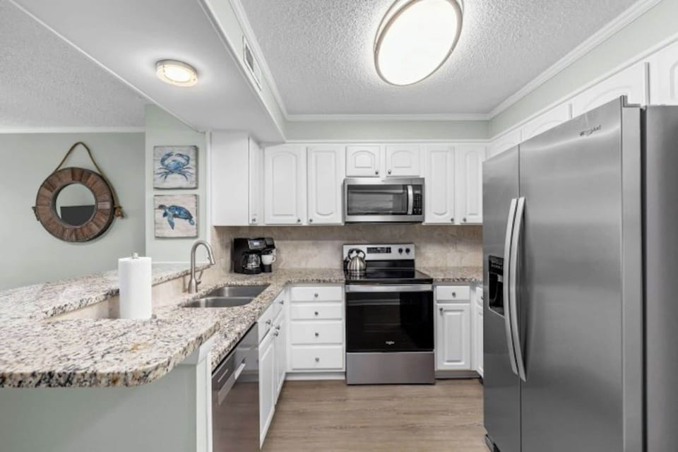 The chef in the family will absolutely love this fabulous updated kitchen.