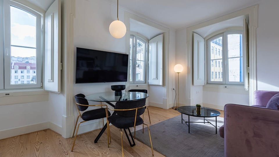 No matter the weather outside, the provided air conditioning ensures your comfort, while the complimentary Wi-Fi keeps you connected #WiFi #comfort #portugal #pt #lisbon