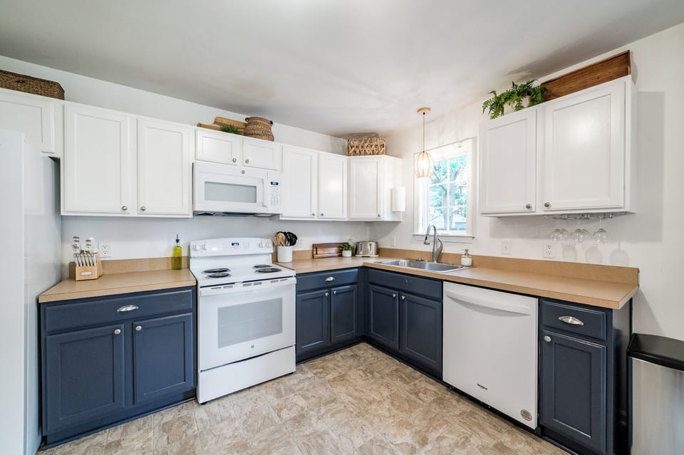 Stocked kitchen with everything to cook meals