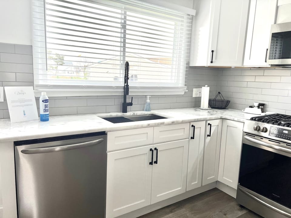 Dishwasher and sink overlooking the golf course!
