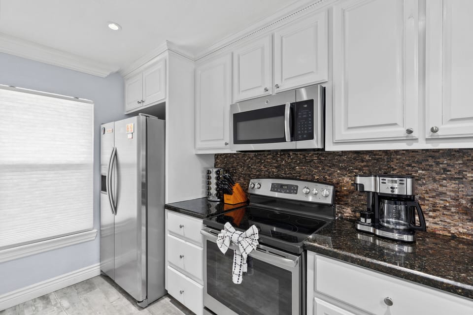 Fully Stocked Kitchen