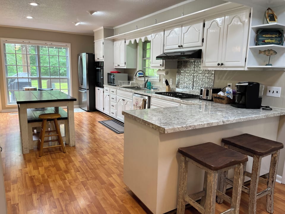 Fully Stocked Kitchen