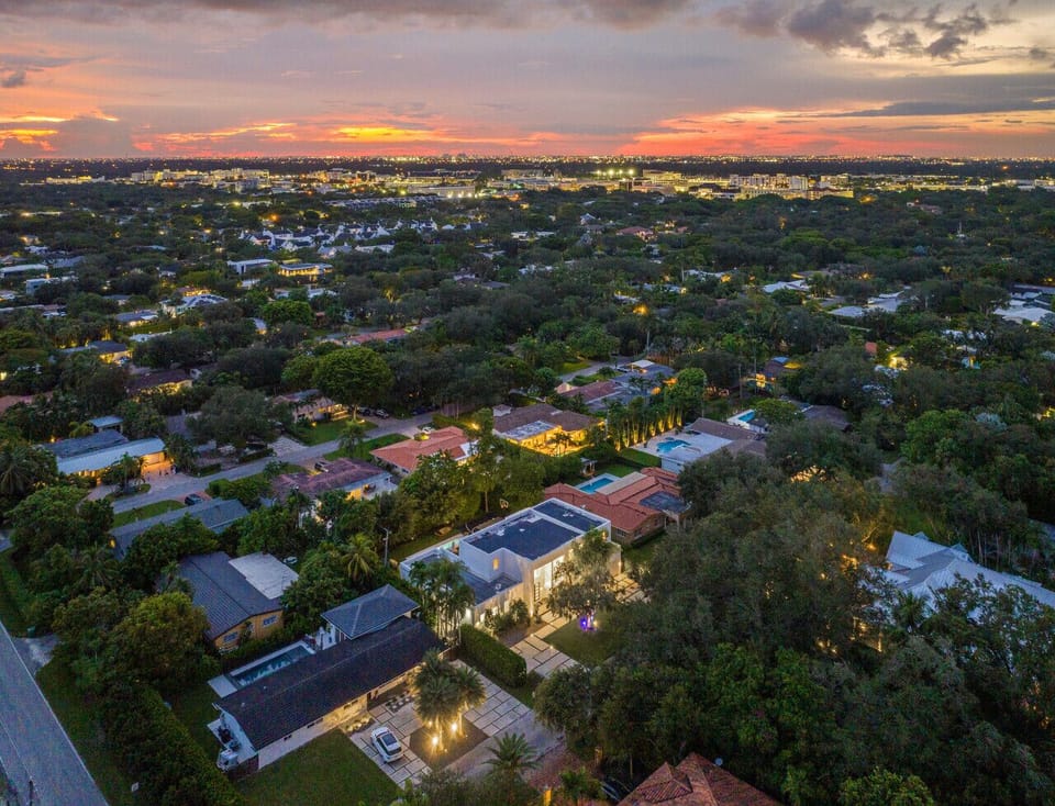 Stunning sunset views in tranquil family neighborhood