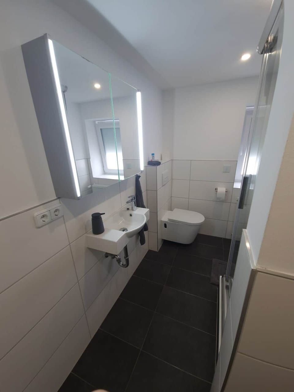 2-Bedroom Vacation Rental & Wallbox Apartment in Bavaria