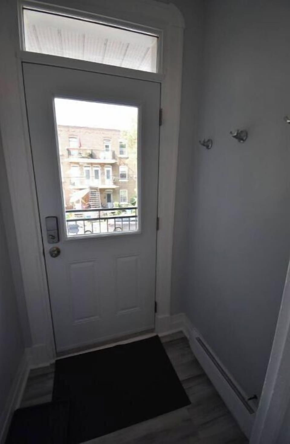 Front entrance with coathook area