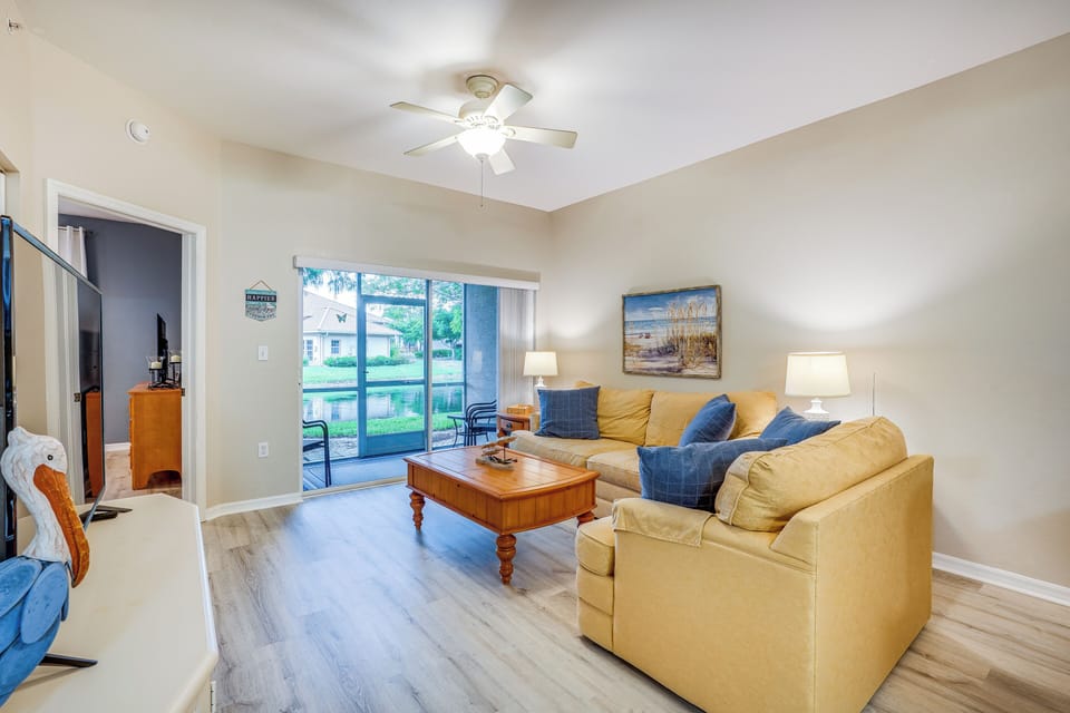 Fort Myers Vacation Rental | 3BR | 2BA | Step-Free Access | 1,043 Sq Ft
