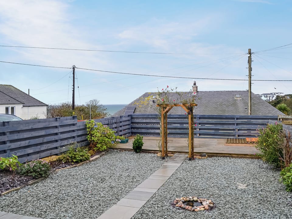 Garden | Anchor Cottage - Anchor Cottage and Driftwood Cottage, Portpatrick, near Stranraer