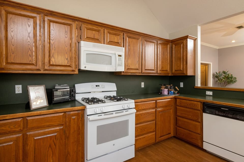 Fully stocked kitchen