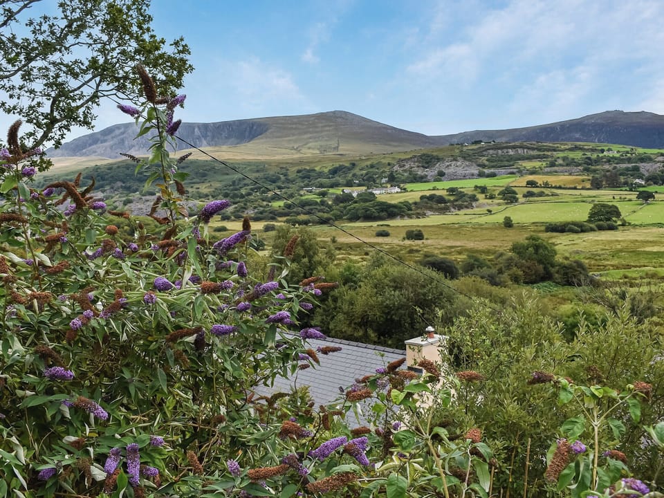View | Ty Tarth, Talysarn, near Caernarfon