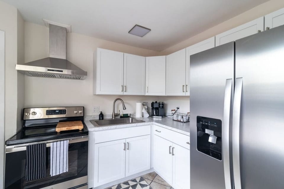 Enjoy a full size kitchen with all the amenities you need, coffee maker, microwave, and stove/oven.
