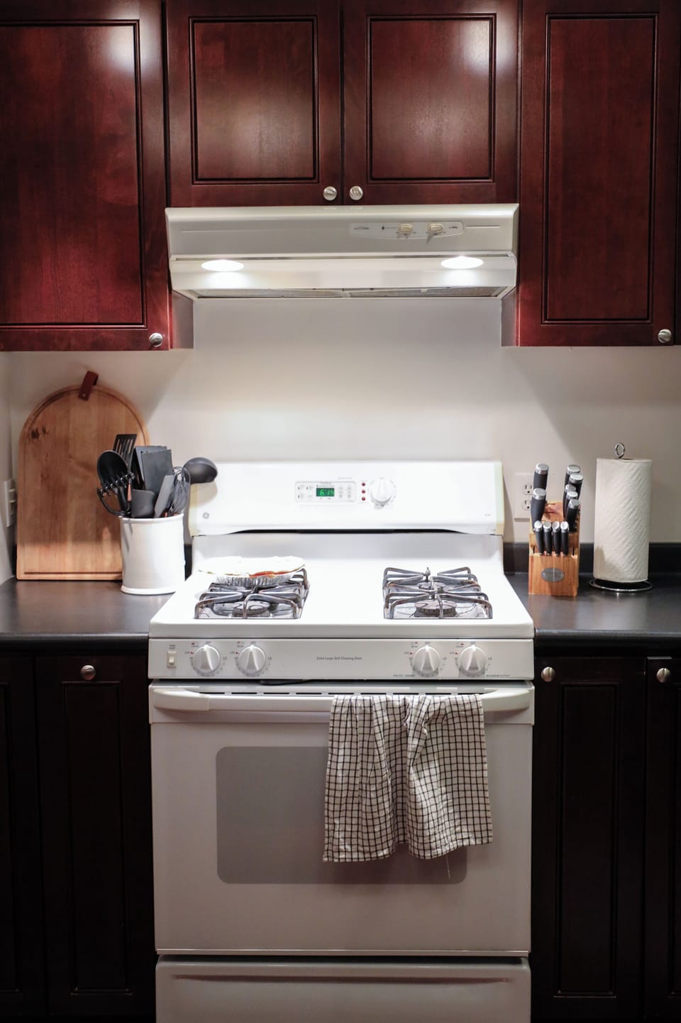 Kitchen with gas range/oven.