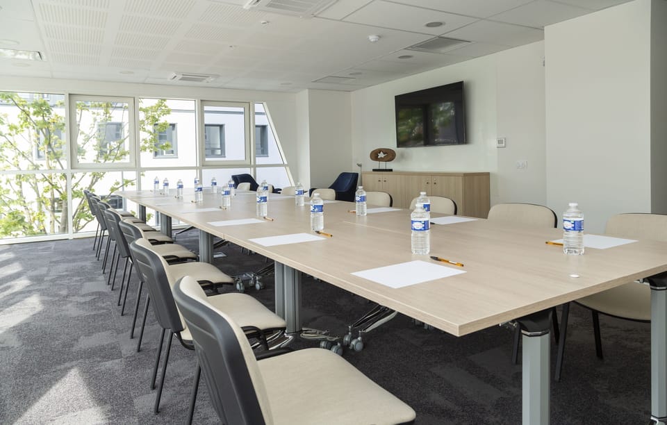 Conduct seamless meetings in our professional meeting room.