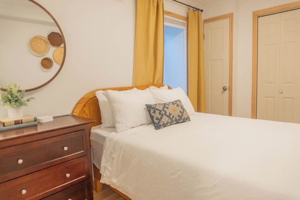 Lower Level - Full Bed