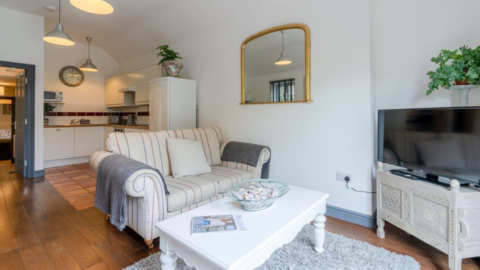 Living Room, Buff Lodge, Bolthole Retreats