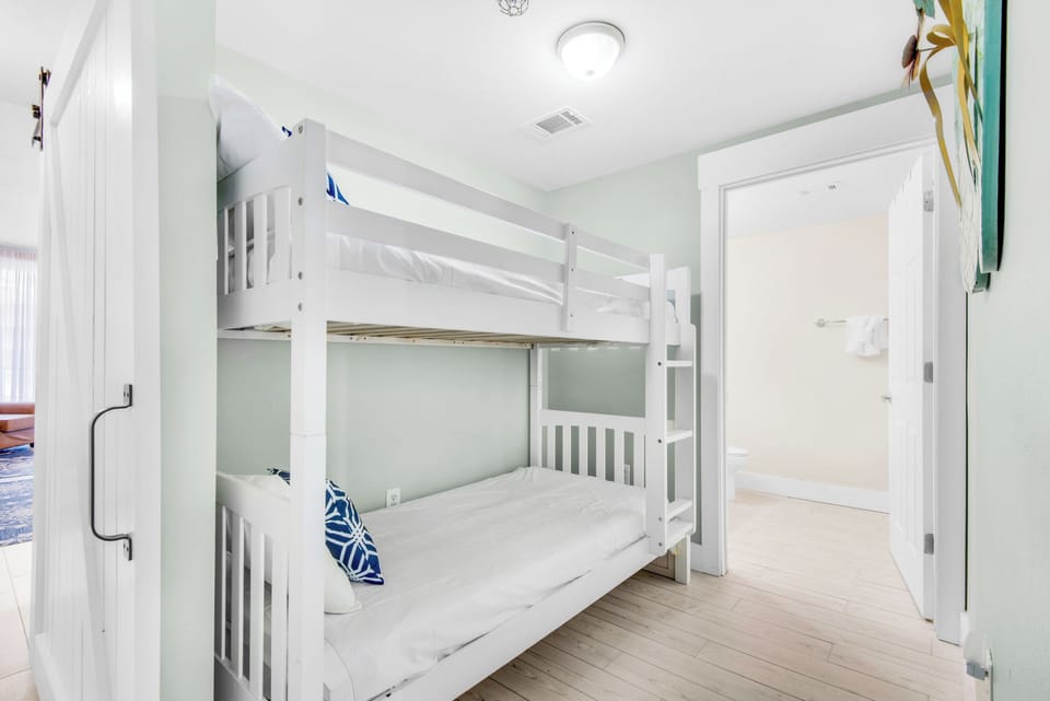Bunk room