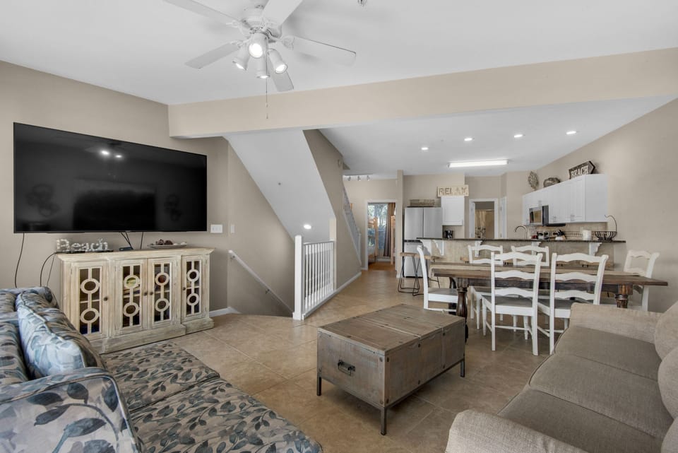 Living room with flat screen TV