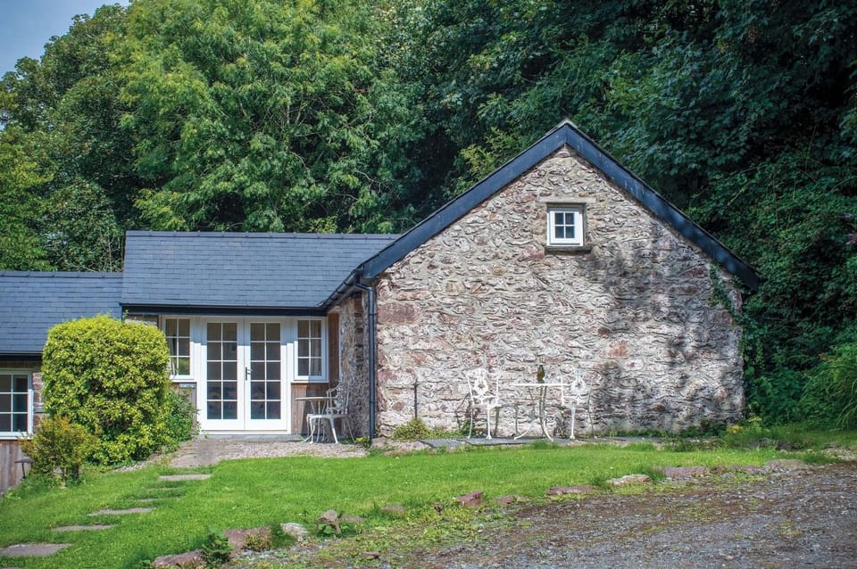 Brynach - 1 Bedroom - St Ishmael's (20944)