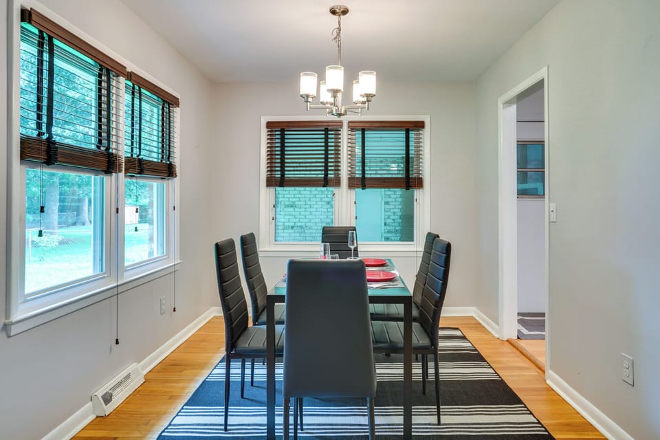 Dining Area | Dishware/Flatware