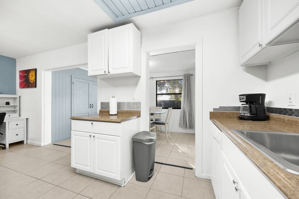 Fully equipped kitchen open to the living room