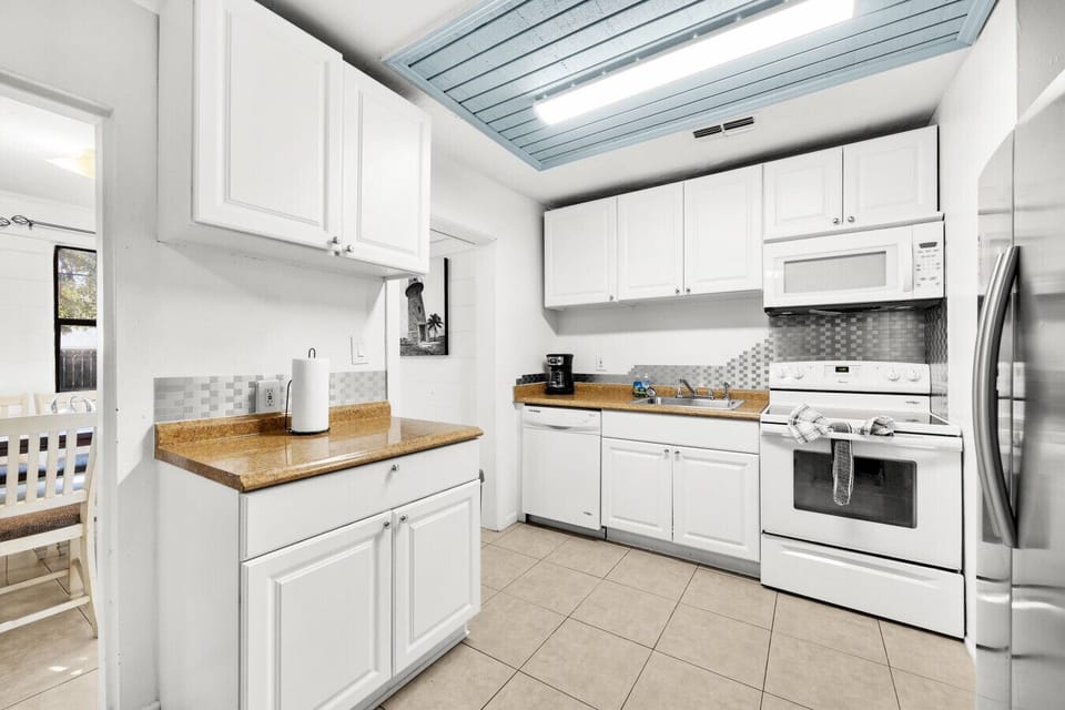 Fully equipped kitchen for home-cooked meals