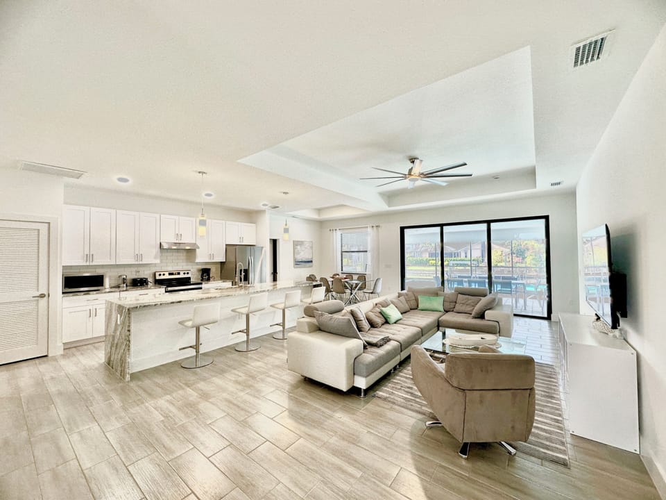open living area 