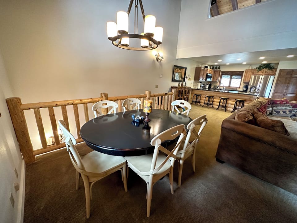 Seating for 6