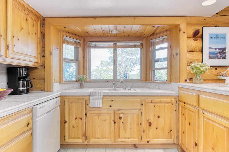 Gorgeous wood finishes.